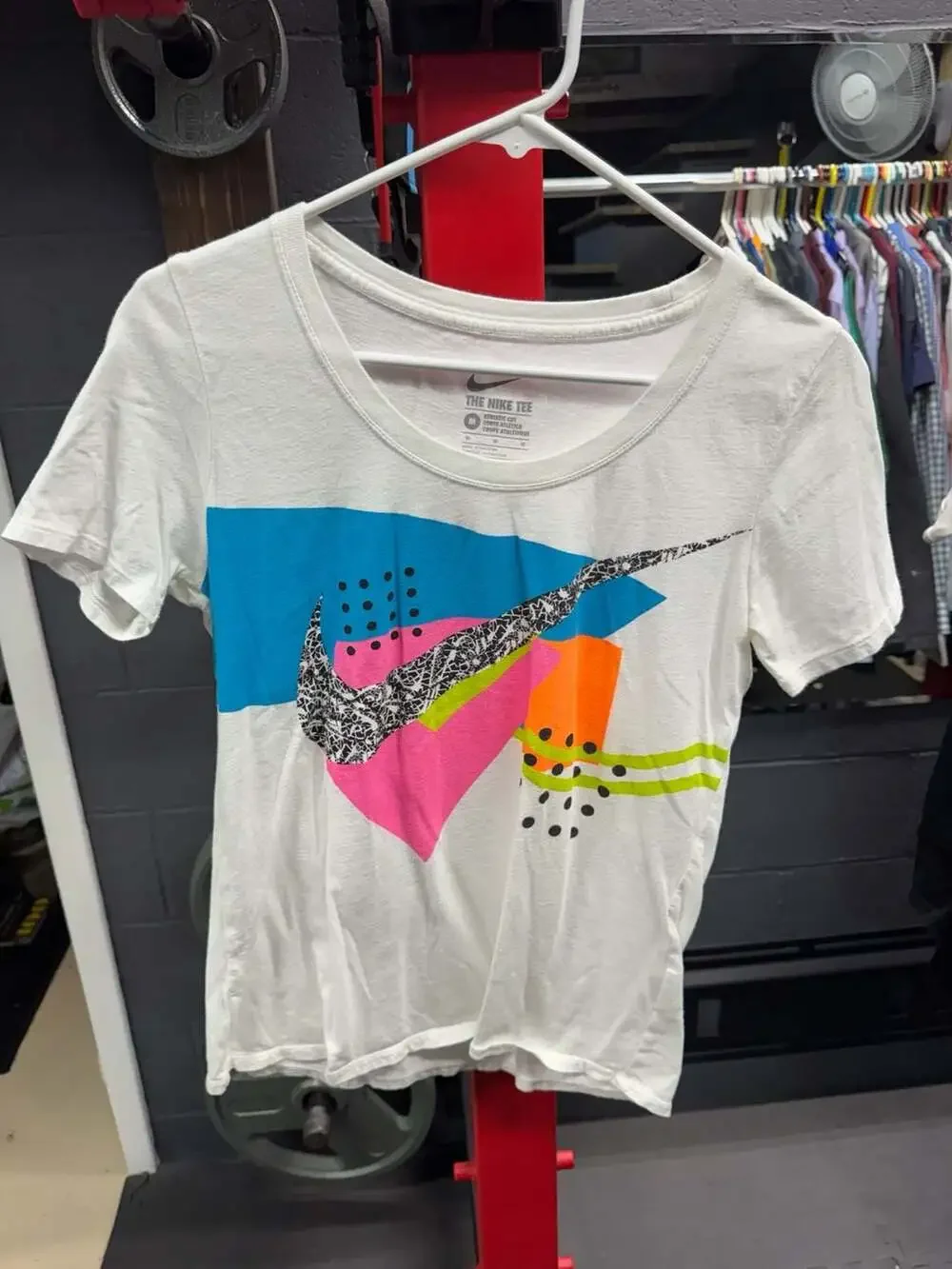 Nike Women's Athletic Cut Geometric Abstract Print Graphic T-Shirt